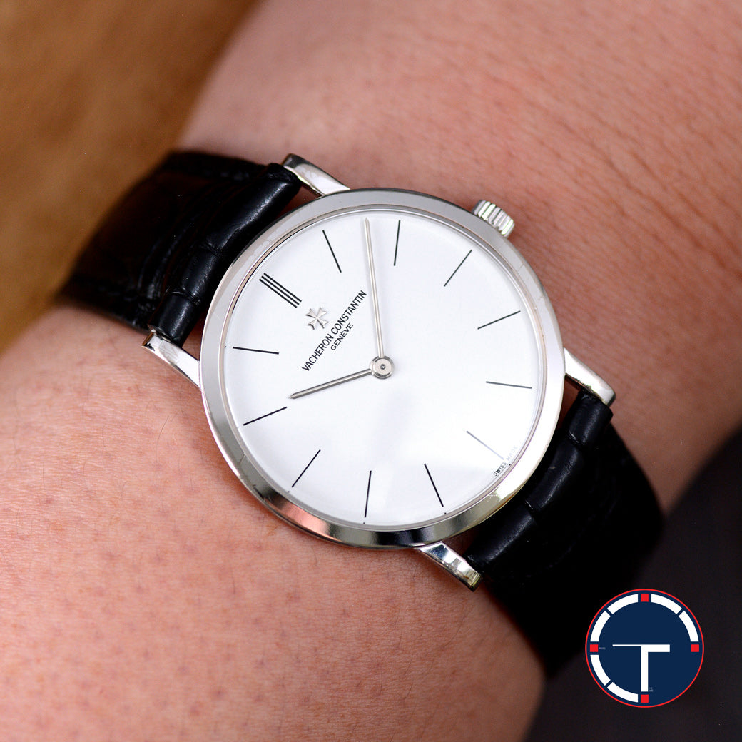 นาฬิกา Vacheron Constantin Extra-thin Ref.33093 White Dial, 18K White Gold หน้าปัดสีขาว ตัวเรือนทองคำขาวบางพิเศษ หลังเปลือย สายหนังแท้ หัวเข็มขัดแท้ ไขลาน ขนาด 31 mm