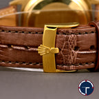 นาฬิกา Rolex Day-Date Ref.1803 หน้าปัดลายผ้าสีทอง ขอบทองคำพีระมิด18Kประดับเพชร(ทำใหม่) ตัวเรือนทองคำ18K นาฬิกาปี1968 Automatic ขนาด 36 mm