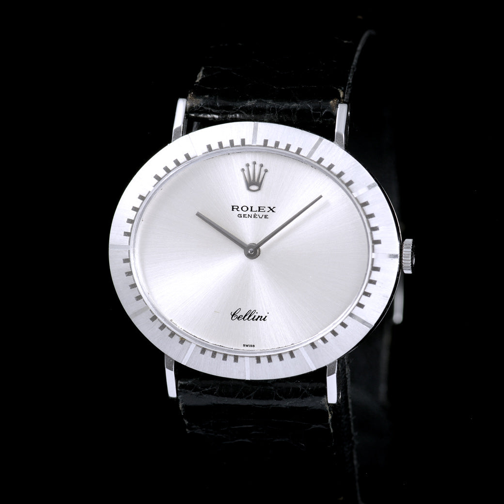 นาฬิกา Rolex Cellini "Unpolished" White Gold หน้าปัดสีเงิน ตัวเรือนทองคำขาวทรงไข่นอน ไม่เคยขัด สายหนังเดิม หัวเข็มขัดแท้ นาฬิกาปี1976 ไขลาน(Manual Winding) ขนาด 31 mm