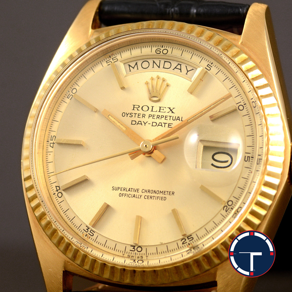นาฬิกา Rolex Day-Date Ref.1803 หน้าปัดสีทอง ขอบหยักทองคำ18K ตัวเรือนทองคำ18K นาฬิกาปี1973 Automatic ขนาด 36 mm