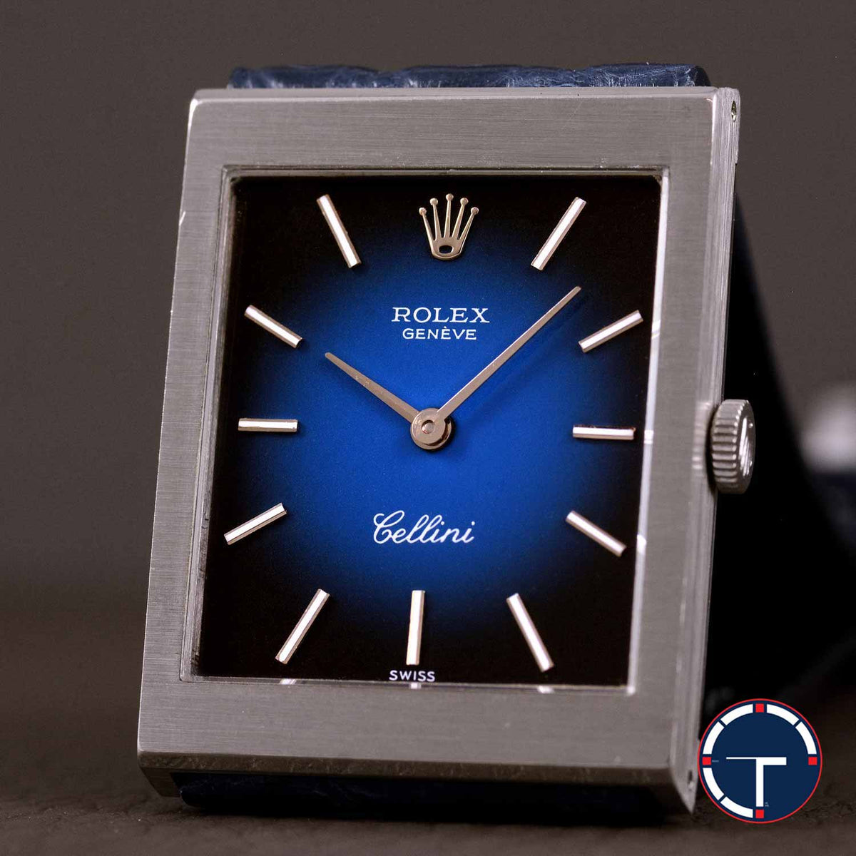 นาฬิกา Rolex Cellini "Unpolished" Ref.4014 18K White Gold หน้าฟ้าสีฟ้าทูโทน ทรงสี่เหลี่ยมผืนผ้าทองคำขาว"ไม่เคยขัด" นาฬิกาปี1975 ไขลาน(Manual Winding) ขนาด 22x30 mm