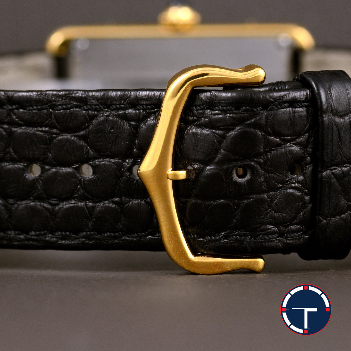 นาฬิกา Cartier Tank Solo watch 18K Yellow Gold หน้าปัดสีขาว หลักชั่วโมงเลขโรมัน สายหนังแท้ หัวเข็มขัดแท้ Quartz ขนาด 27.4x34.8 mm (Size L)