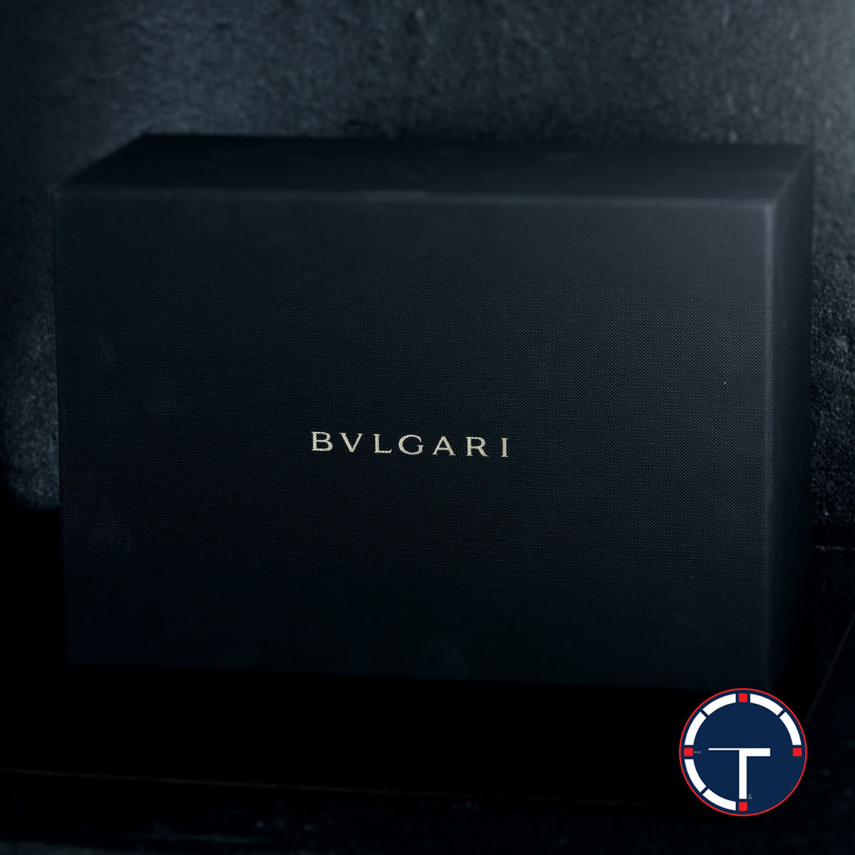 นาฬิกา Bvlgari Octo Finissimo Chronograph GMT หน้าปัดสีน้ำเงิน สายเหล็กแท้ หลังเปลือย กล่องและการ์ด Automatic ขนาด 43 mm