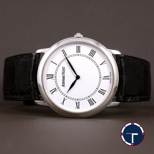 นาฬิกา Audemars Piguet(AP) Jules Audemars White Gold 18K หน้าปัดสีขาว หลักชั่วโมงเลขโรมัน ตัวเรือนทองคำขาว18K สายหนังแท้ หัวเข็มขัดแท้ ไขลาน(Manual Winding) ขนาด 34 mm