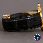 นาฬิกา Cartier "Unpolished" Ronde Louis Ref.0900 Yellow Gold18K หน้าปัดสีขาว หลักชั่วโมงเลขโรมัน ตัวเรือนทองคำ18K สายหนังแท้ หัวเข็มขัดแท้ ไขลาน(Manual Winding) ขนาด 34 mm
