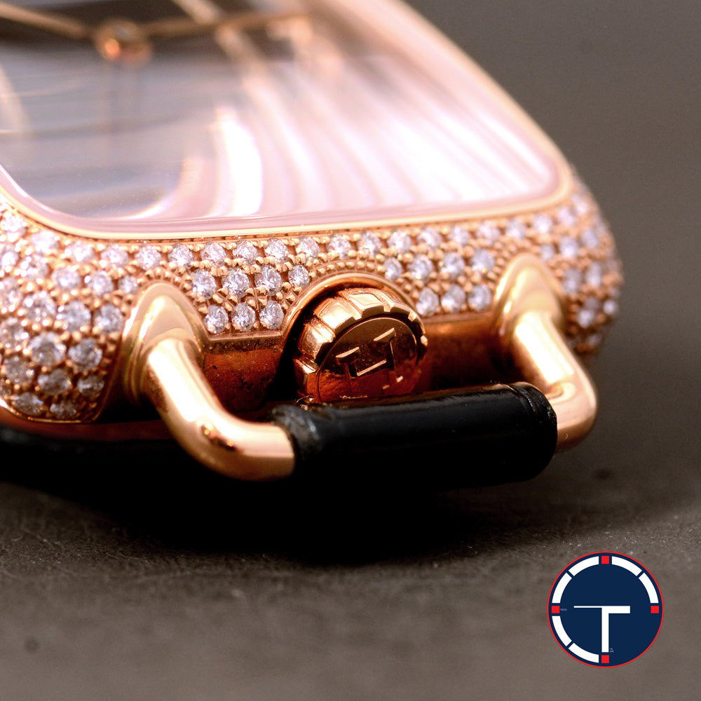 นาฬิกา Hermes Galop d'Hermès หน้าปัดหินOnyx ตัวเรือนทองชมพู18K ฝั่งเพชรหน้าปัด72เม็ด รอบตัวเรือน412เม็ด สายหนังจระเข้Hermes หัวเข็มขัดแท้ มีกล่อง Quartz ขนาด 40x26 mm