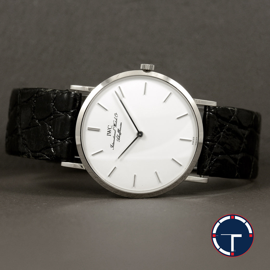 นาฬิกา IWC(International Watch Company) "Unpolished" Portofino Ultra Thin 18K White Gold หน้าปัดสีขาว ตัวเรือนทองคำขาว18K สายหนังแท้ หัวเข็มขัดแท้ ไขลาน(Manual Winding) ขนาด 32 mm