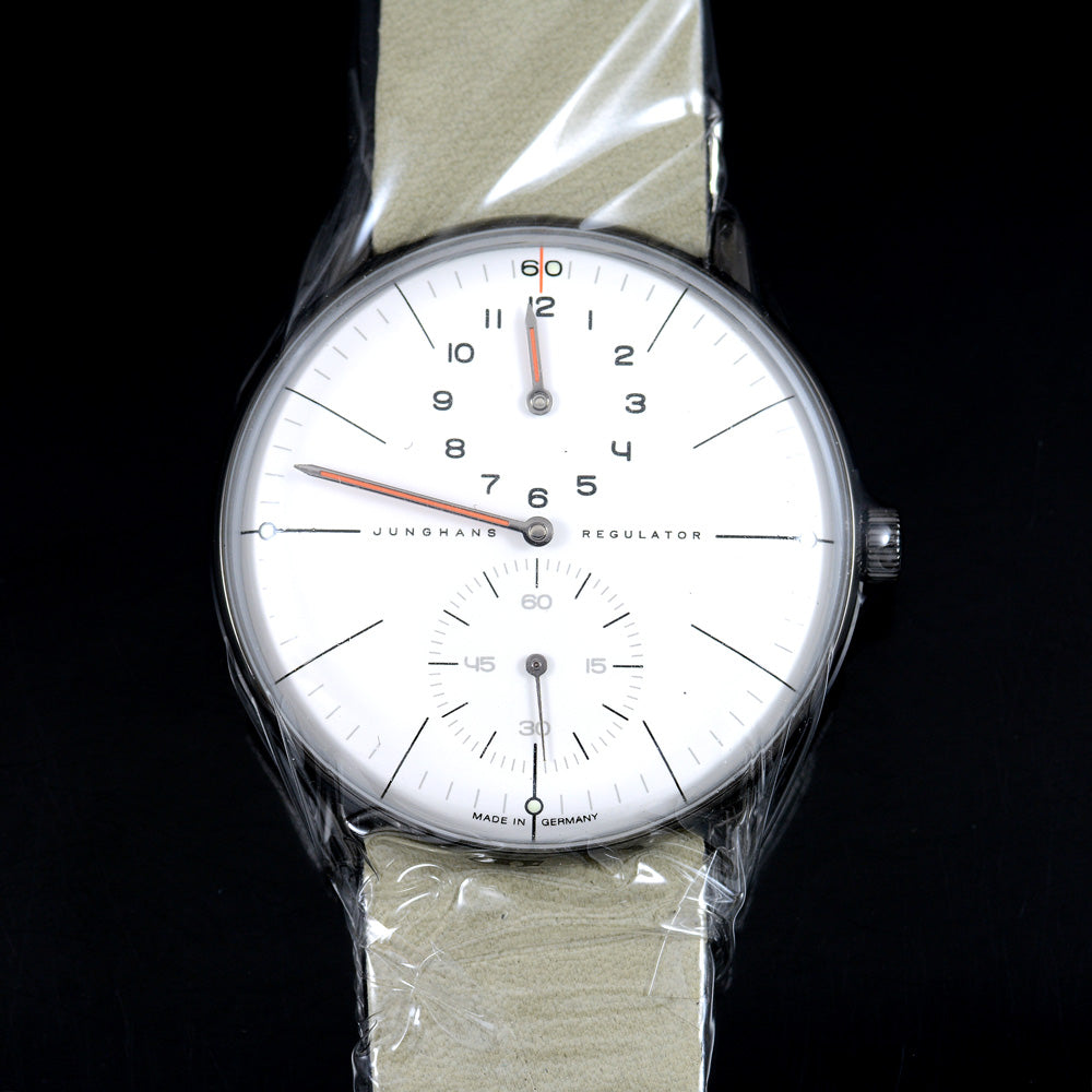 นาฬิกา Junghans (นาฬิกายังไม่เคยถูกใช้งาน) Max Bill Regulator Edition 60 (Limited Edition 1060pcs) หน้าปัดสีขาว สายหนังแท้ หัวเข็มขัดแท้ กล่องใบครบ Automatic ขนาด 38 mm