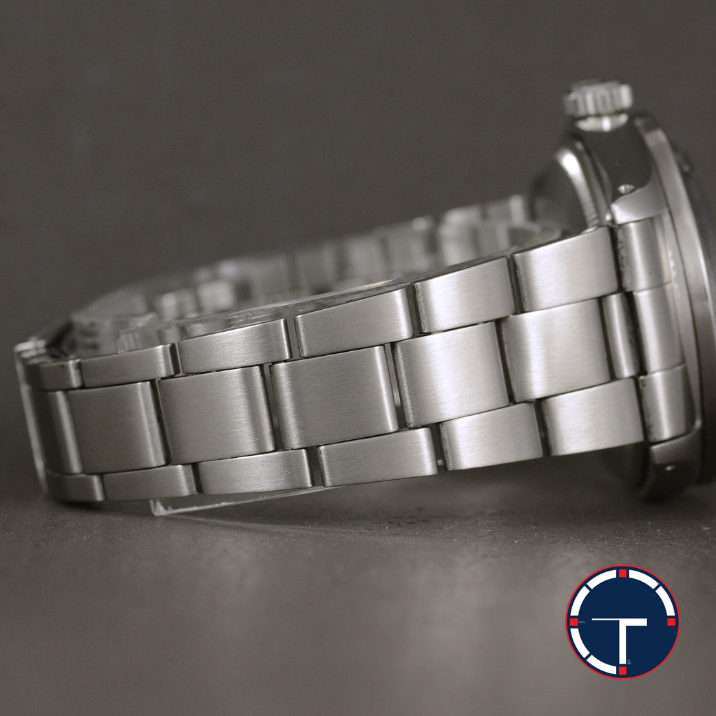 นาฬิกา Rolex Date Ref.1501 หน้าปัดสีน้ำเงิน ขอบรางรถไฟ สายOysterแท้ (แบบม้วน) นาฬิกาปี1974 Automatic ขนาด 34 mm