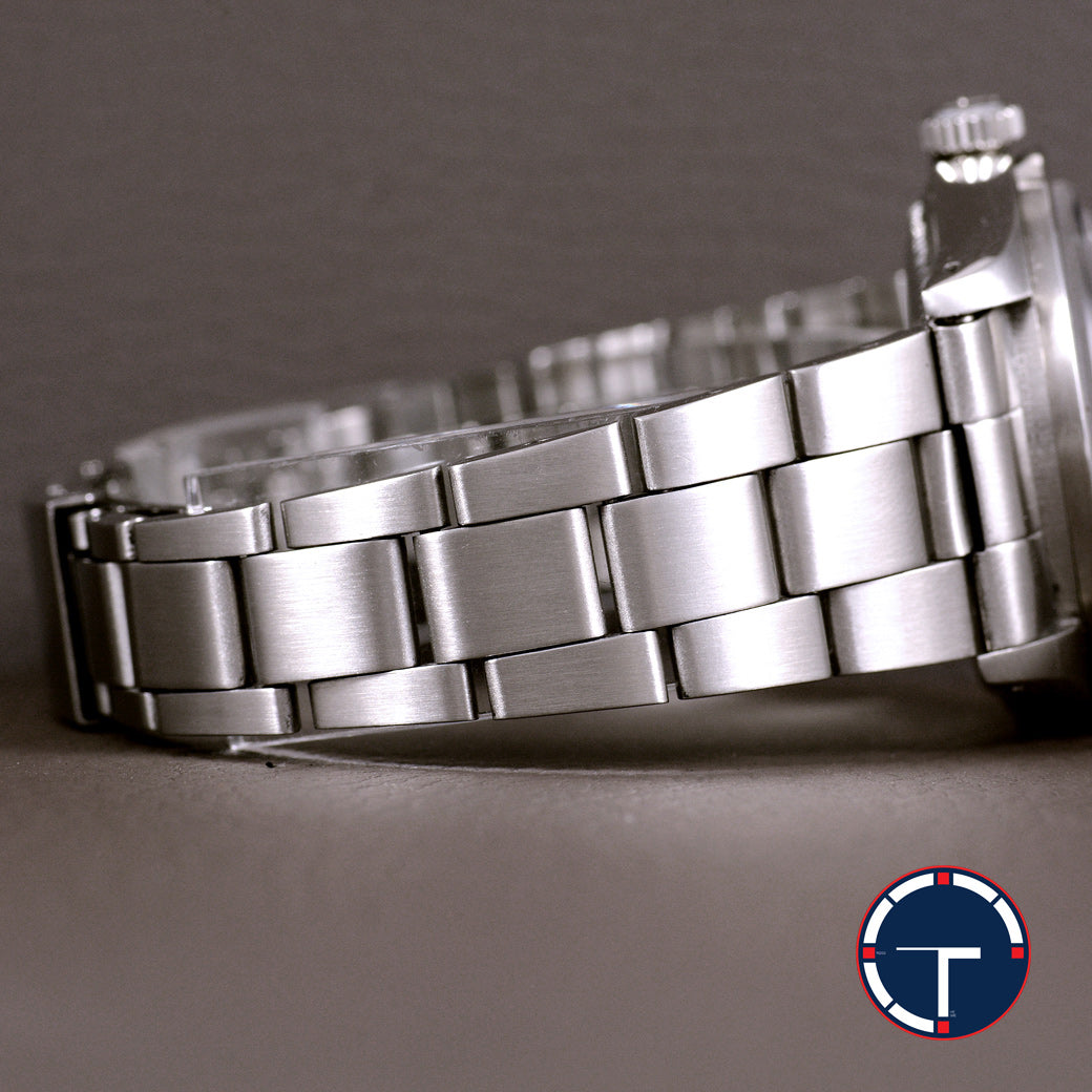 นาฬิกา Rolex Date Ref.1501 หน้าปัดสีน้ำเงิน ขอบรางรถไฟ สายOysterแท้(แบบม้วน) นาฬิกาปี1974 Automatic ขนาด 34 mm