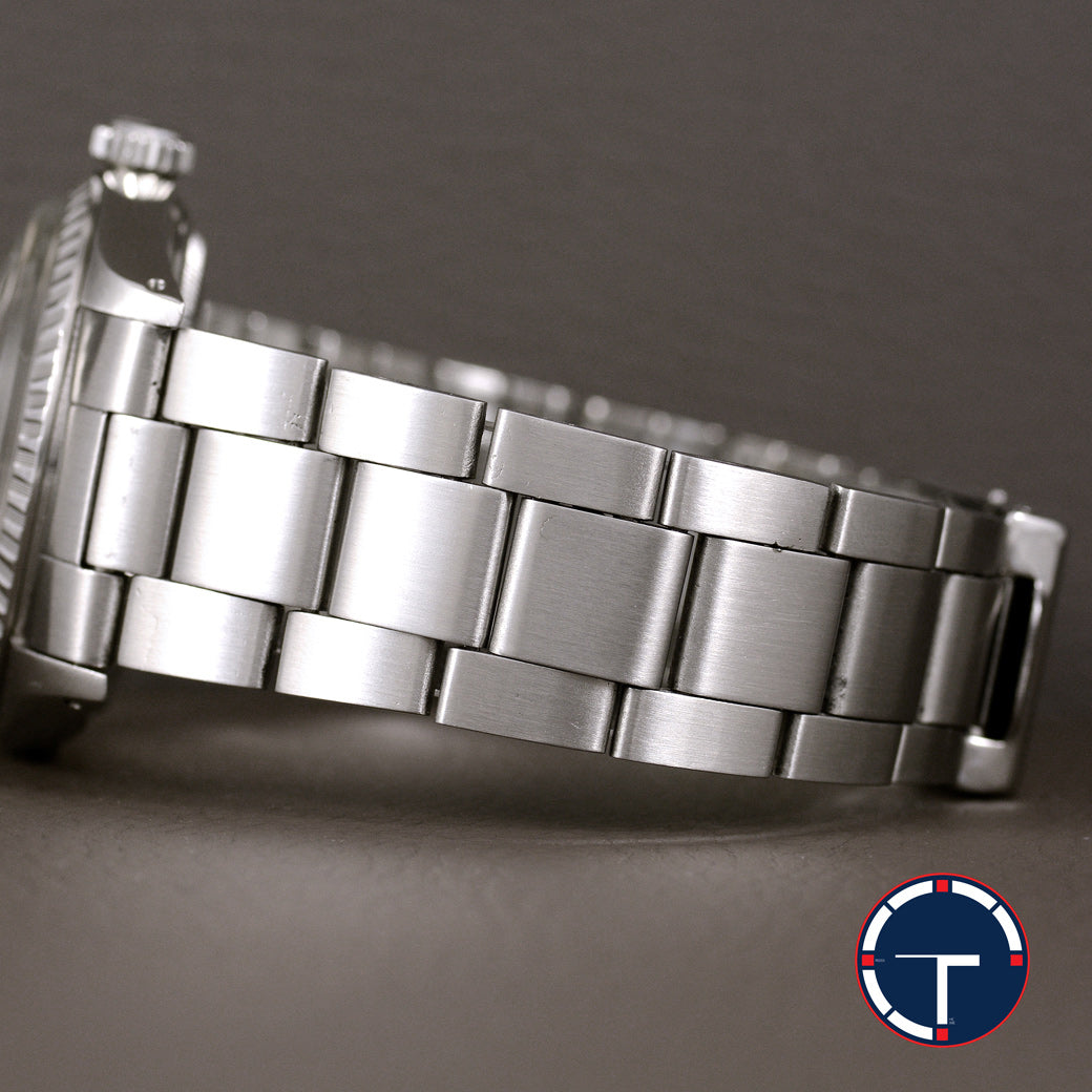 นาฬิกา Rolex Datejust Ref.1603 หน้าปัดสีเงิน ขอบEngine Turned สายOysterแท้(แบบม้วน) นาฬิกาปี1970 Automatic ขนาด 36 mm