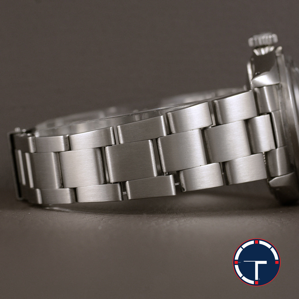 นาฬิกา Rolex Date Ref.1501 หน้าปัดสีเทาดำ ขอบรางรถไฟ สายOysterแท้ นาฬิกาปี1980 Automatic ขนาด 34 mm