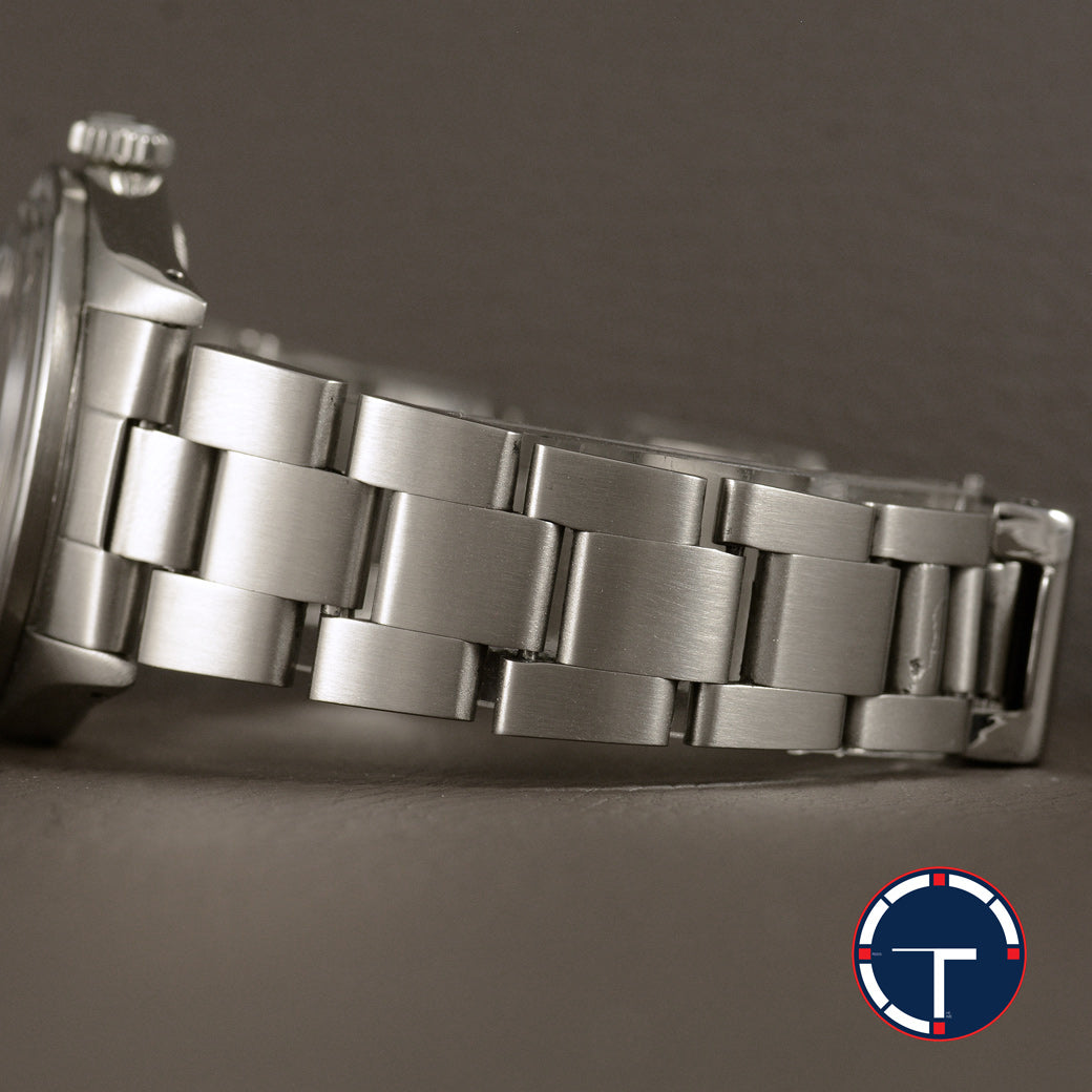 นาฬิกา Rolex Date Ref.1501 หน้าปัดสีเทาดำ ขอบรางรถไฟ สายOysterแท้ นาฬิกาปี1980 Automatic ขนาด 34 mm